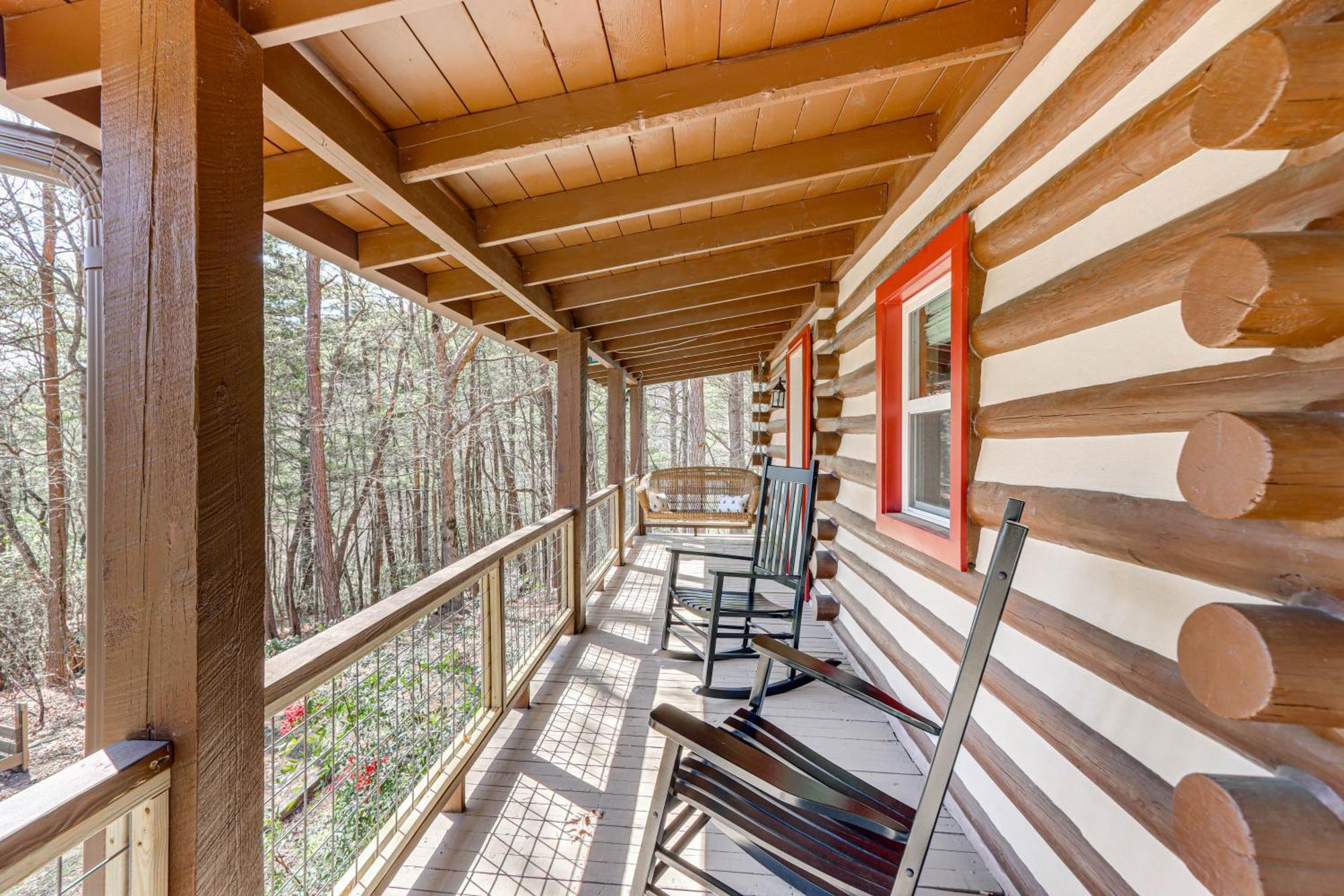 Dog-Friendly Hiawassee Cabin With Decks And Fire Pit! Ngoại thất bức ảnh